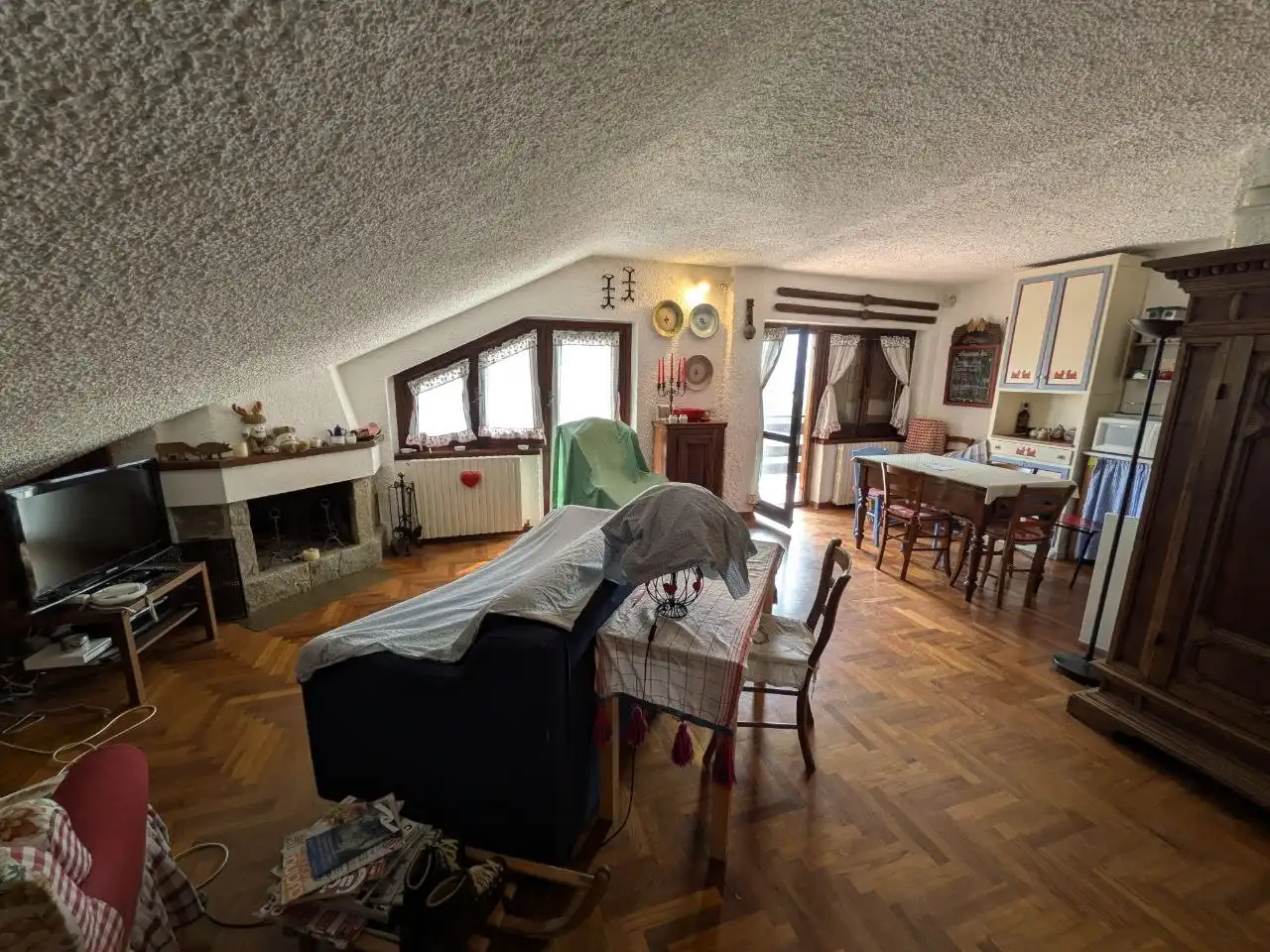 Immagine piccola numero 2 di BILOCALE