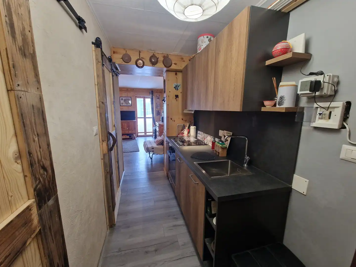 Immagine numero 5 di BILOCALE