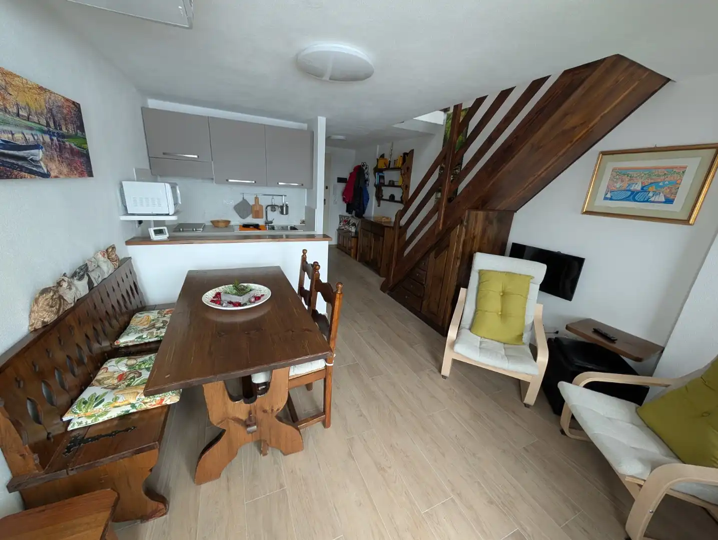 BILOCALE SU DUE PIANI